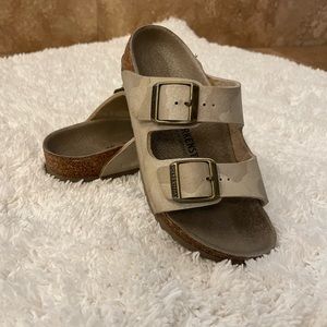 Birkenstock light camouflage sandals
